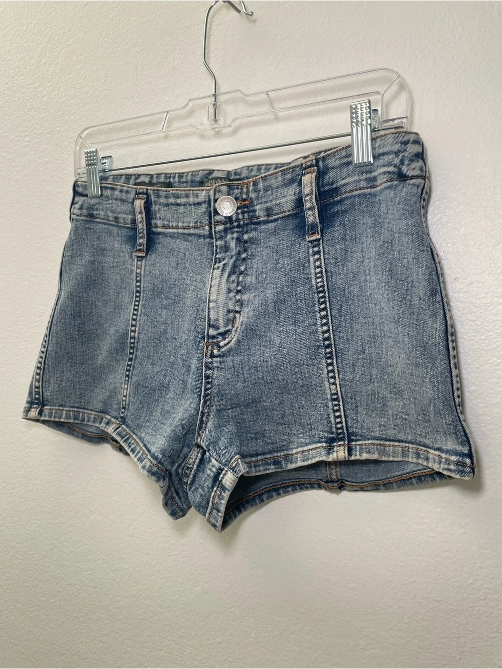 Wild Fable Super High Rise Denim Shorts Womens Light Wash Stretch Size 6